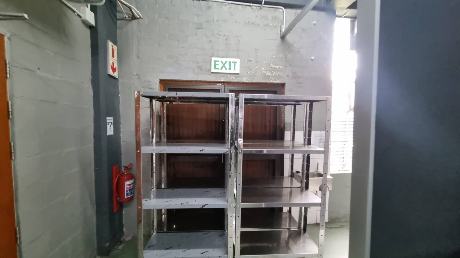To Let Commercial Property for Rent in Salt River Western Cape